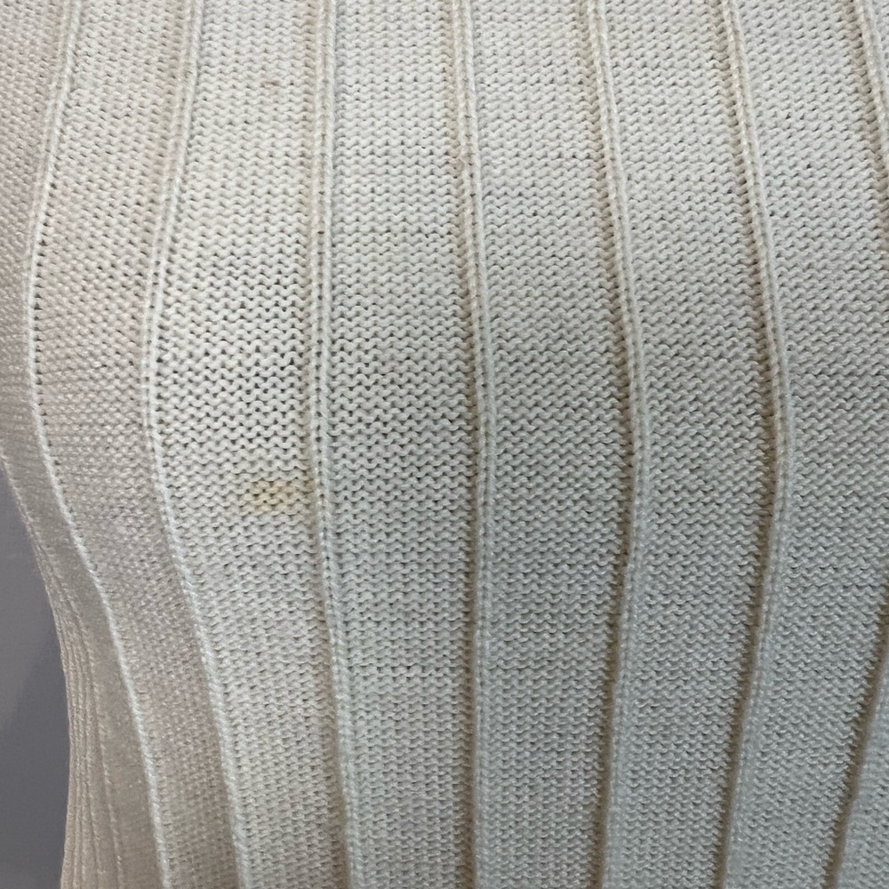 Vintage 1960’s Ribbed Knit Dress with Navy Trim - Picture 8 of 10